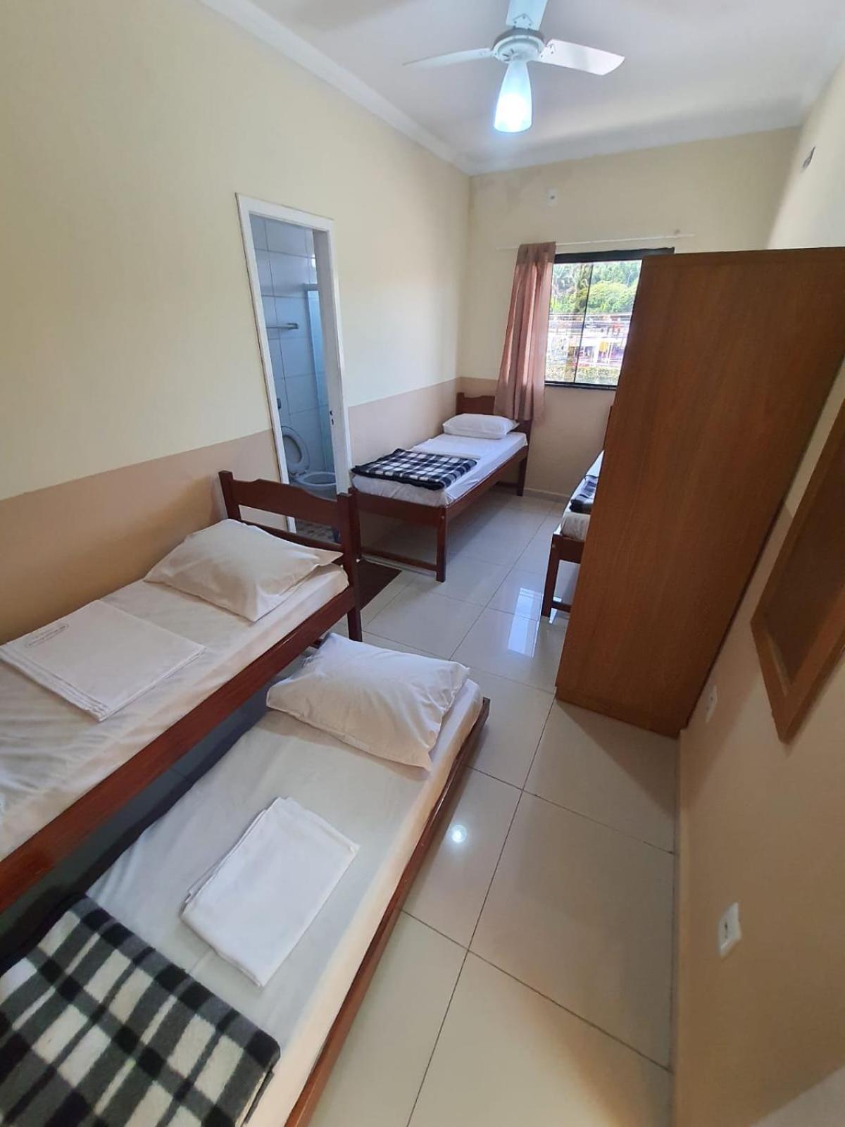 Hotel Pousada Sao Miguel Arcanjo Aparecida  Camera foto