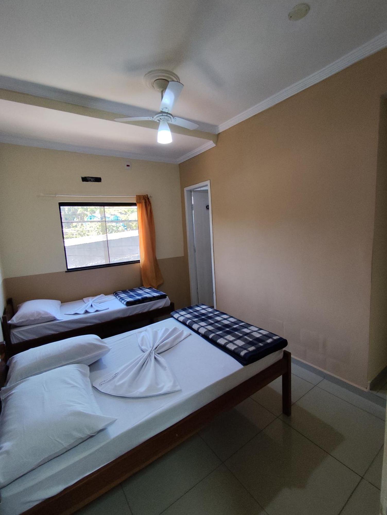 Hotel Pousada Sao Miguel Arcanjo Aparecida  Camera foto